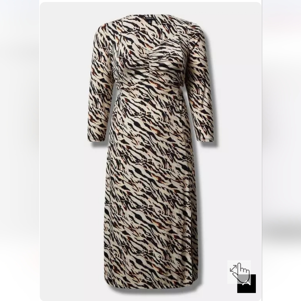 NWT Torrid Zebra Print Side Cutout Midi Dress - Size 2X - Picture 5 of 9